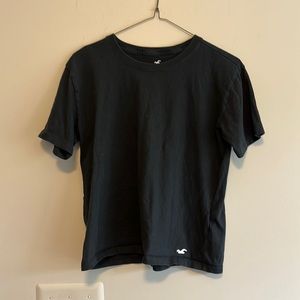 Black Hollister slightly cropped shirt